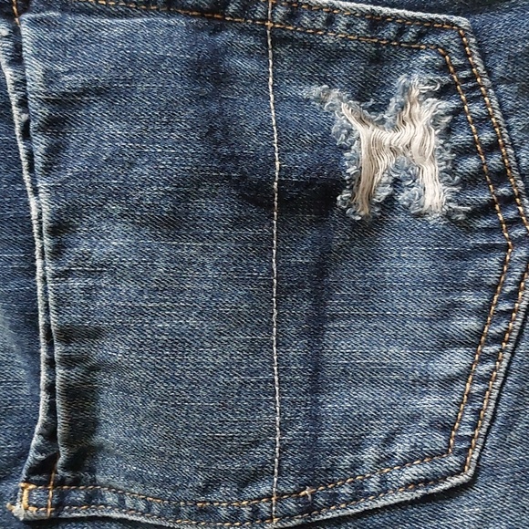 AE 💋12s - Picture 10 of 16